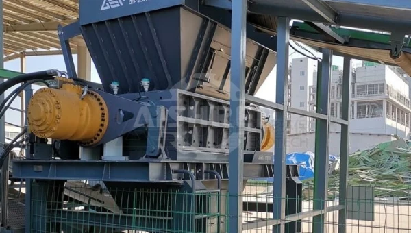 Kéttengelyes aprítógép eladó, márka AIShred!